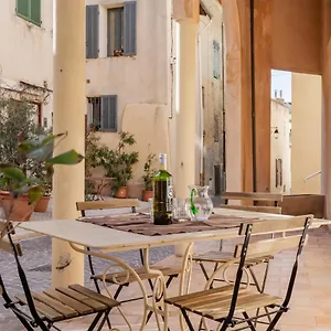 Apartment Le Saint Clair Par Dodo-a-cassis, Cassis